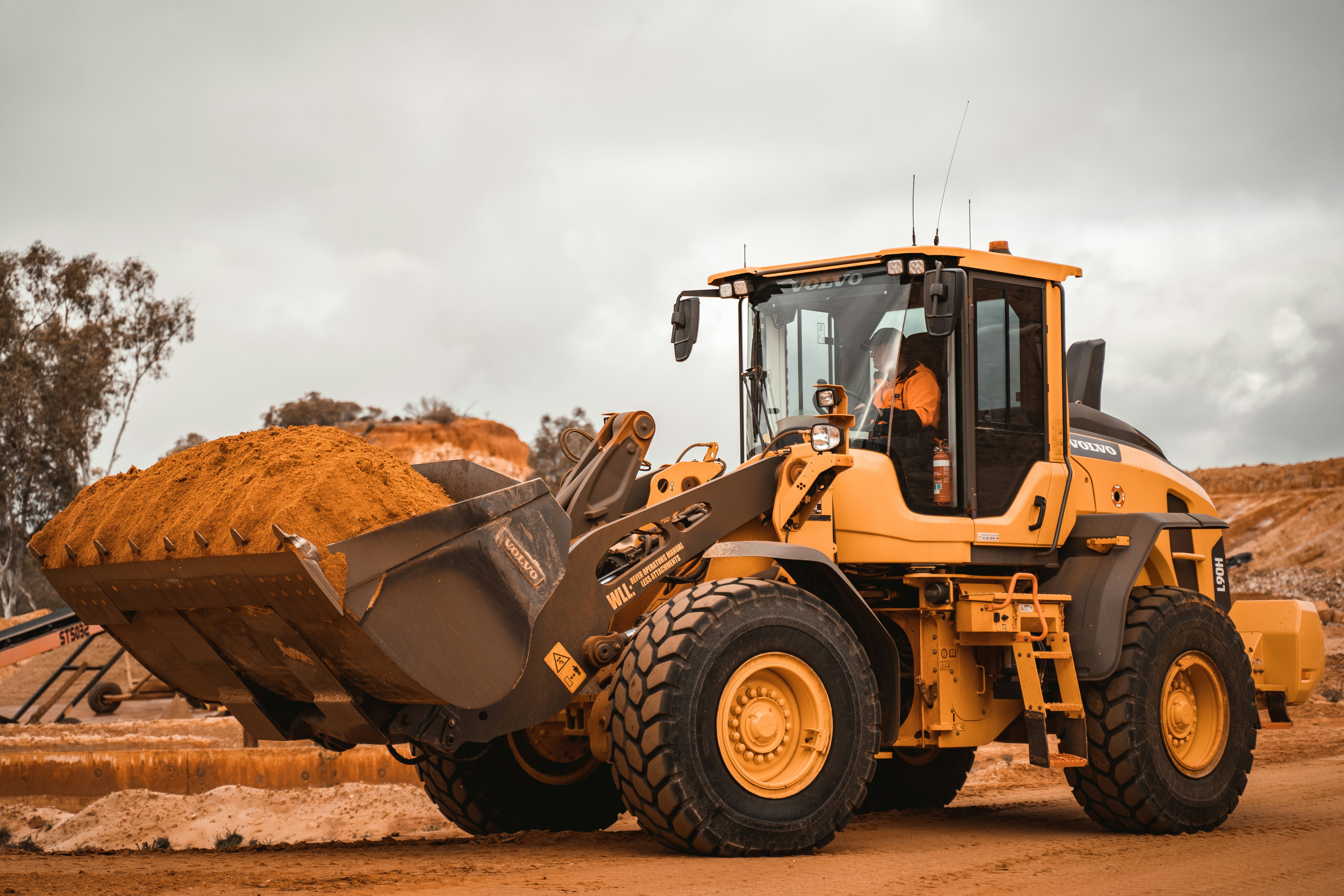 Caterpillar Equipment